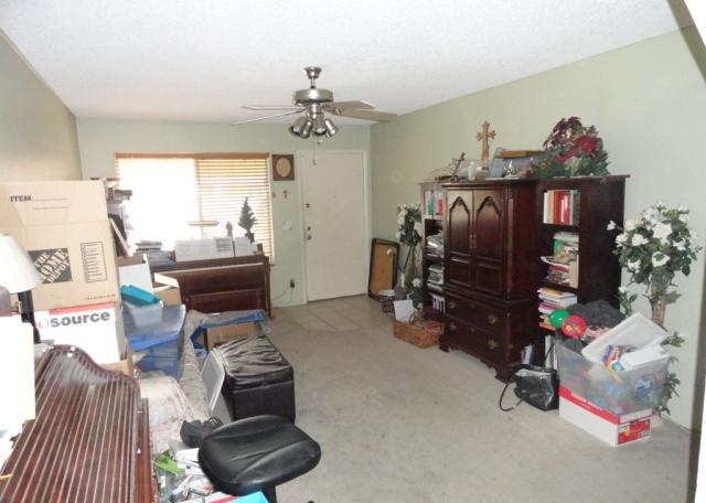 the living room chandler arizona on Living Room Boxes Junk Poor Bad Home Staging Chandler Arizona