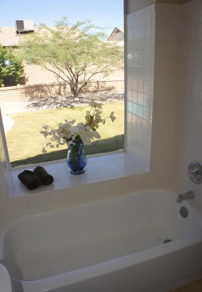 before after renovation remodeling project photo picture bathroom bathtub Peoria Arizona home house for sale