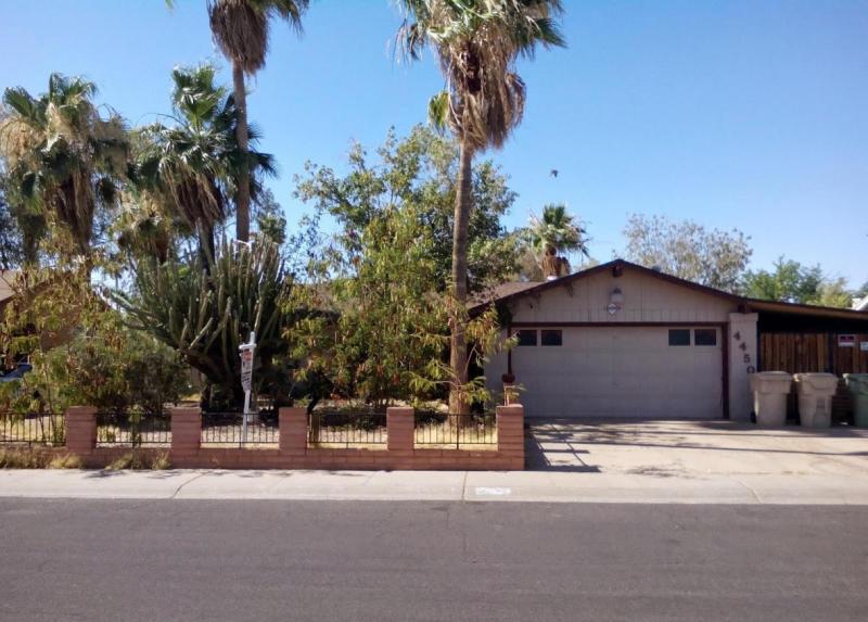 before after renovation remodeling project front yard exterior curb appeal Glendale Arizona home house for sale real estate photo