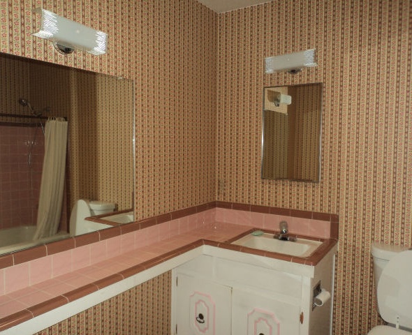 vintage 1961 retro mid-century modern bathroom tile sink shower wallpaper Phoenix Arizona home house for sale