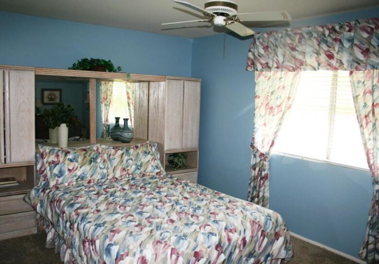 1980s pastel colors décor matching bedspread window covering drapes curtains Golden Girls Sun City Arizona home house for sale photo
