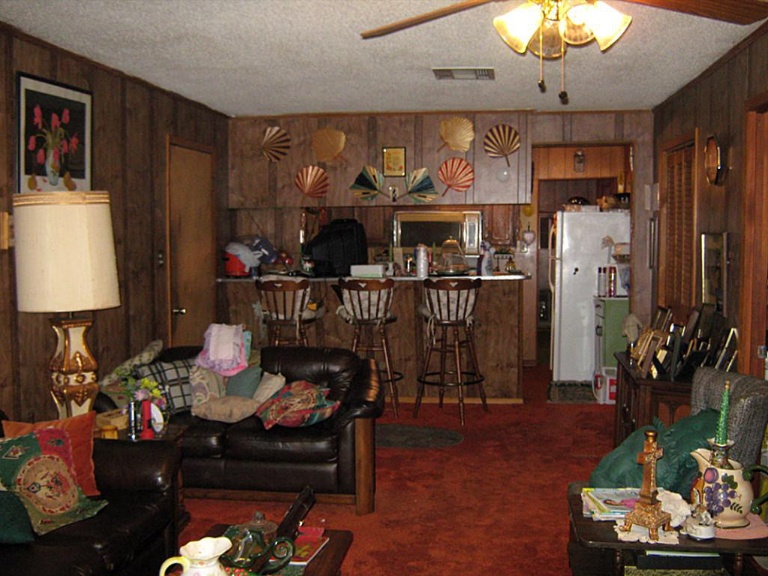 tacky gaudy ugly cheap décor clutter orange carpet furniture Houston Texas home house