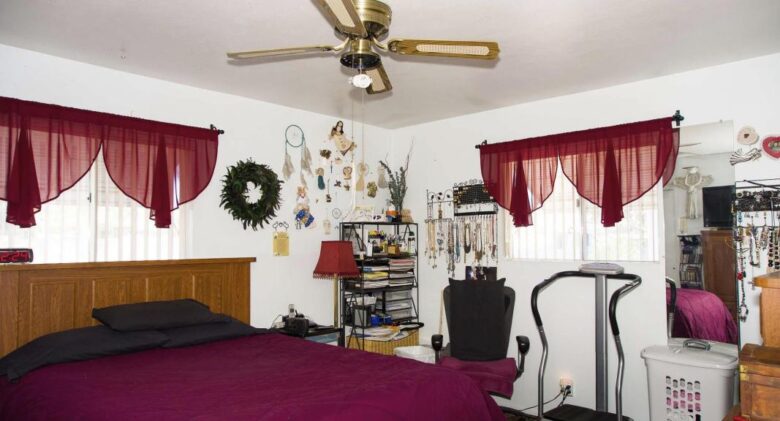 ugly outdated old window drapes curtains treatment Mesa Arizona homes houses for sale real estate photo