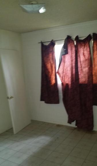 ugly window drapes curtains treatment look like beef jerky Avondale Arizona homes houses for sale real estate photo