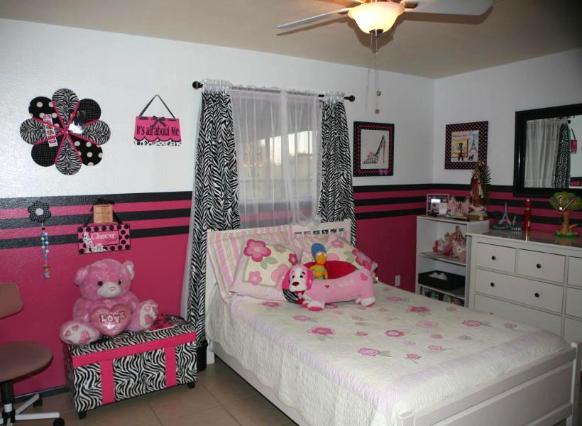Valentine's Day stuffed animal It's all about me sign bedroom Glendale Arizona home house for sale real estate photo